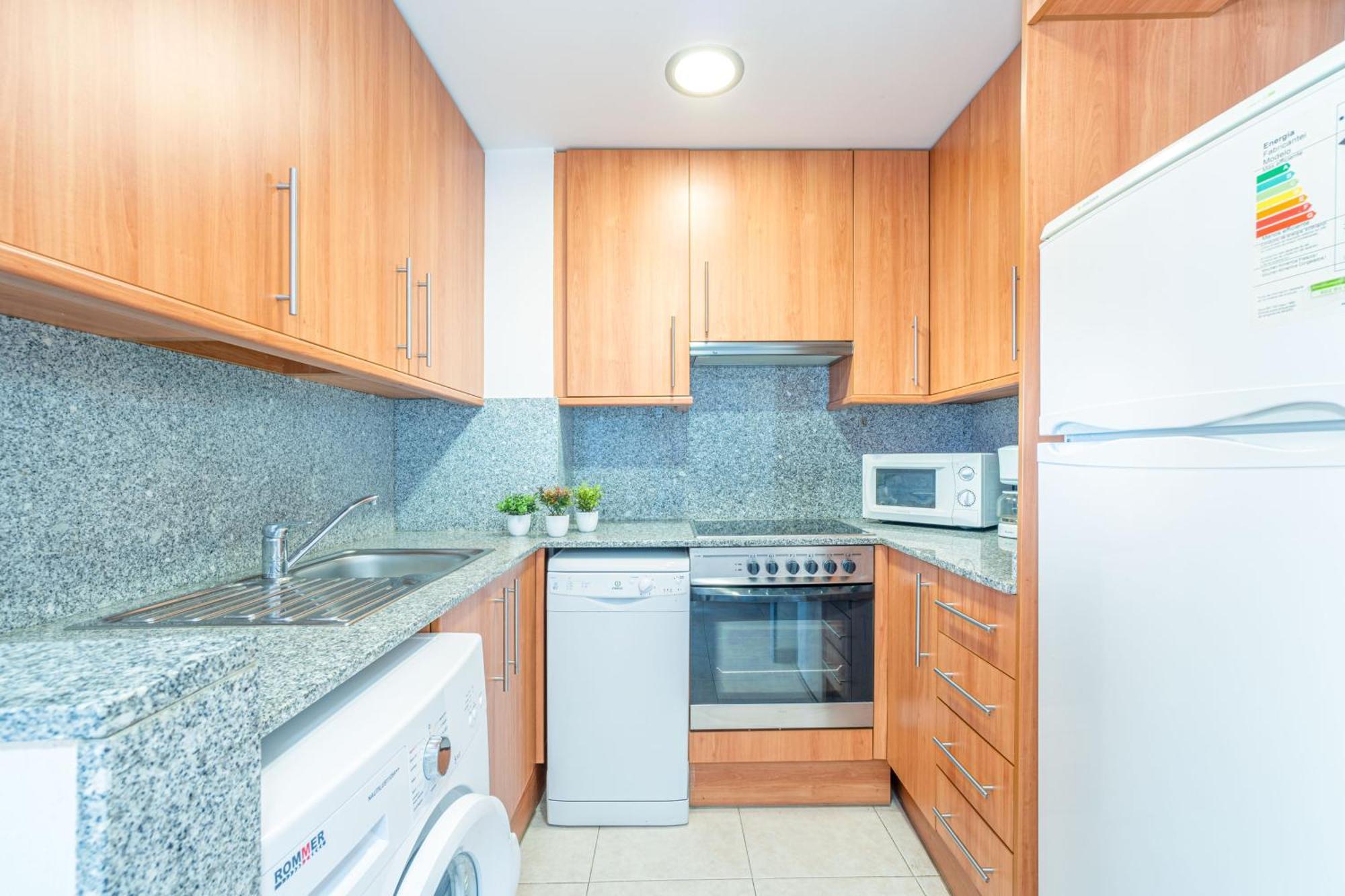 Apart-Rent Apartment Puig Rom 0149 เอมปูเรียบราบา ภายนอก รูปภาพ